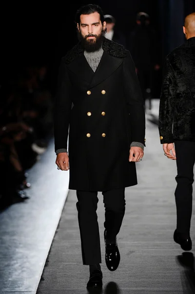 Look 24